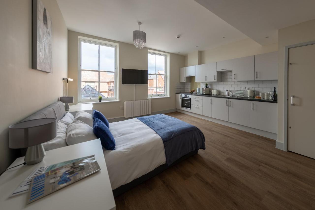 Hereford City Centre - Apartment 7, Isabella House - Modern Apartment In The Heart Of The City - Sleeps 2 Guests - Hosted By Rentmyhouse Bagian luar foto