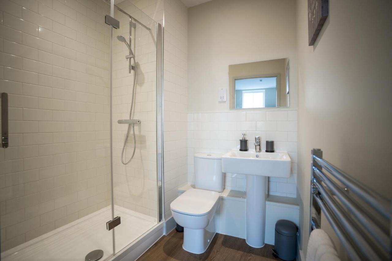 Hereford City Centre - Apartment 7, Isabella House - Modern Apartment In The Heart Of The City - Sleeps 2 Guests - Hosted By Rentmyhouse Bagian luar foto